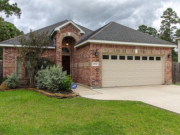 3rd image of 10736 Twin Oak Dr