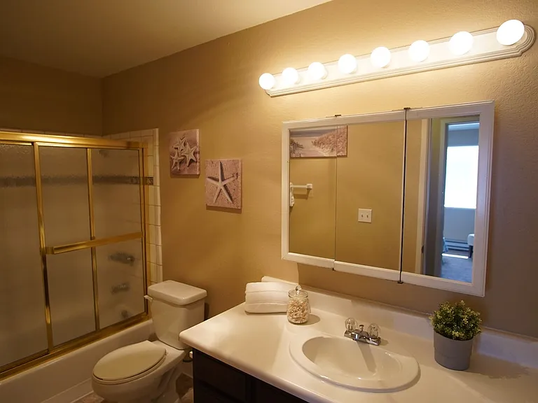 Sandlewood Apartments — Photo 25