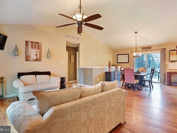 4th image of 897 Bunny Ln