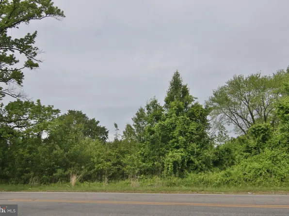 4236 Shoreham Beach Rd, Edgewater, MD 21037