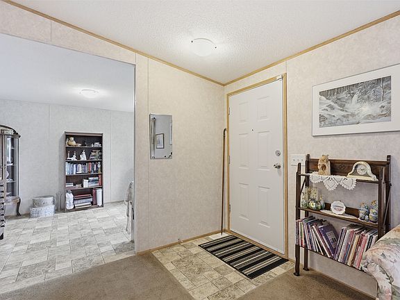 5th image of 2401 Ord Rd #27