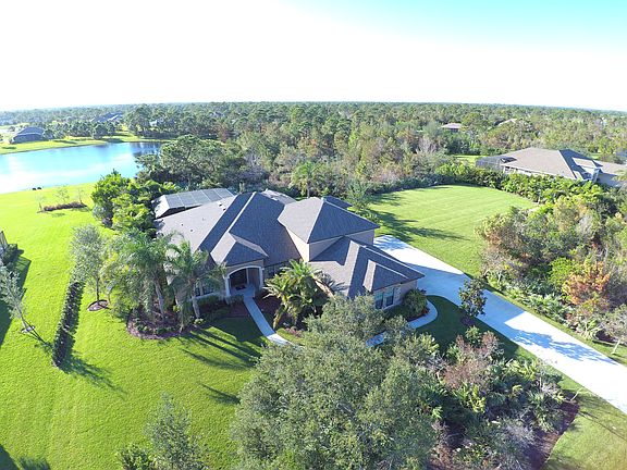 3rd image of 4098 Gardenwood Cir