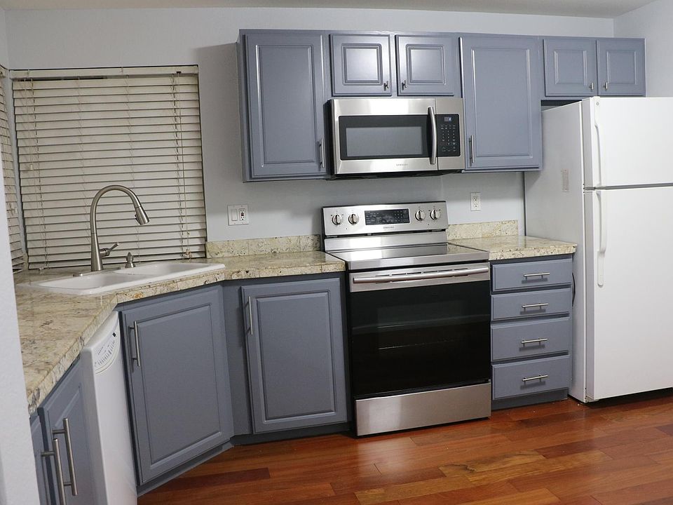 1st image of 13005 102nd Ln NE #8-6