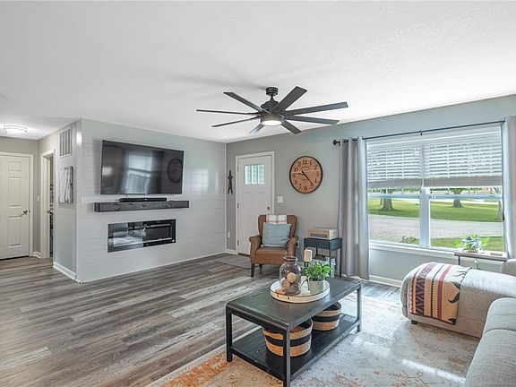 4th image of 9931 Bunnell Hill Rd