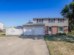 1659 King Dr, Uniontown, OH