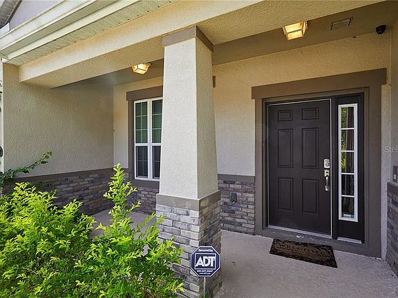 4th image of 19121 Sweet Clover Ln