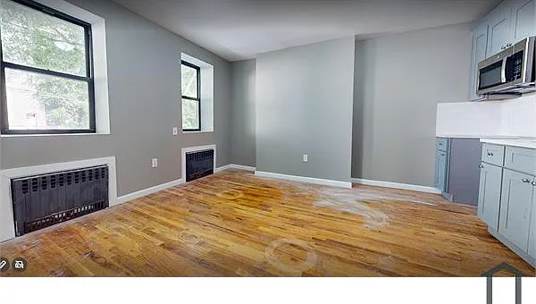 398 Saint Marks Pl #1 — Photo 3