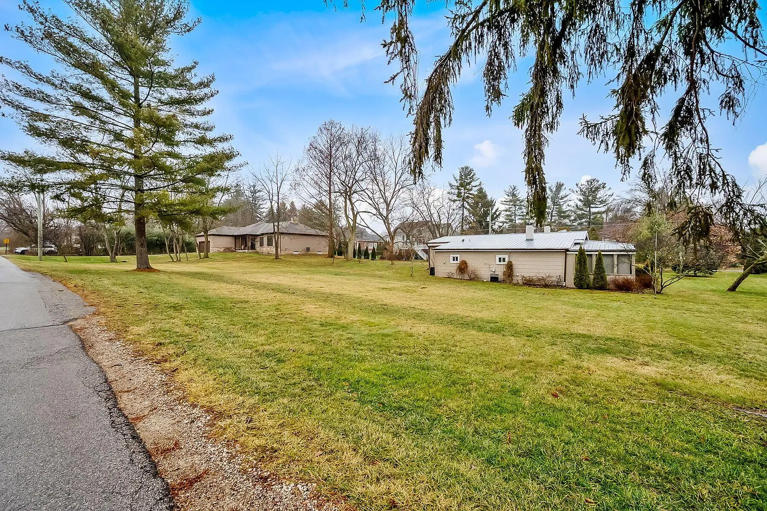 9501 Shawnee Trl photo 1