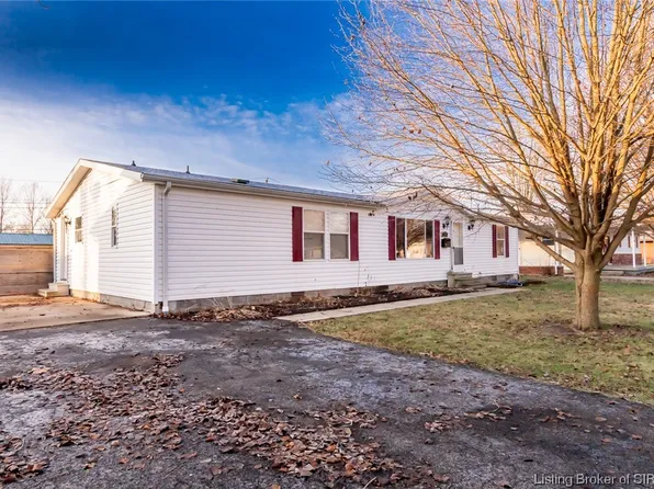 315 Gary Avenue, Austin, IN 47102