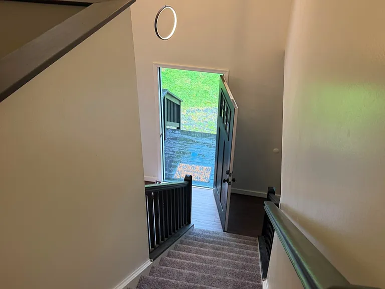 8866 Chipmunk Ln — Photo 4