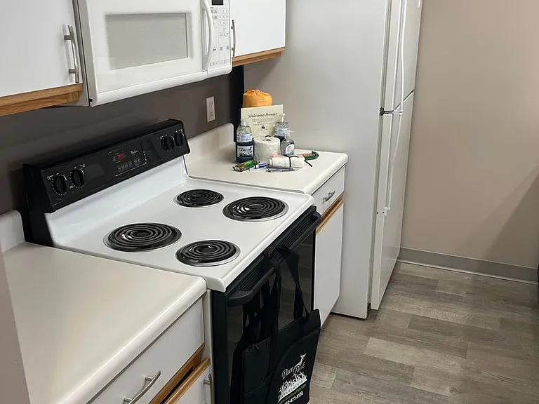 Deer Park Apartments — Photo 69
