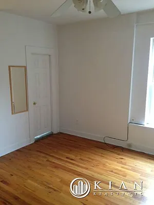 Rented by Kian Realty | media 15