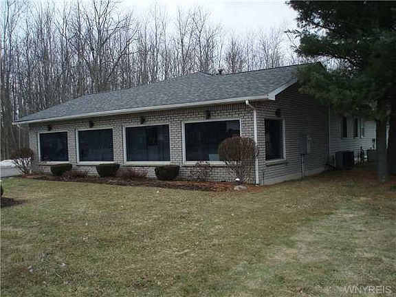 3rd image of 5917 S Park Ave