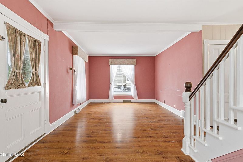 5th image of 40 Ballston Avenue