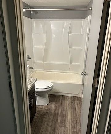 4th image of 1944 Kentucky Ave #6