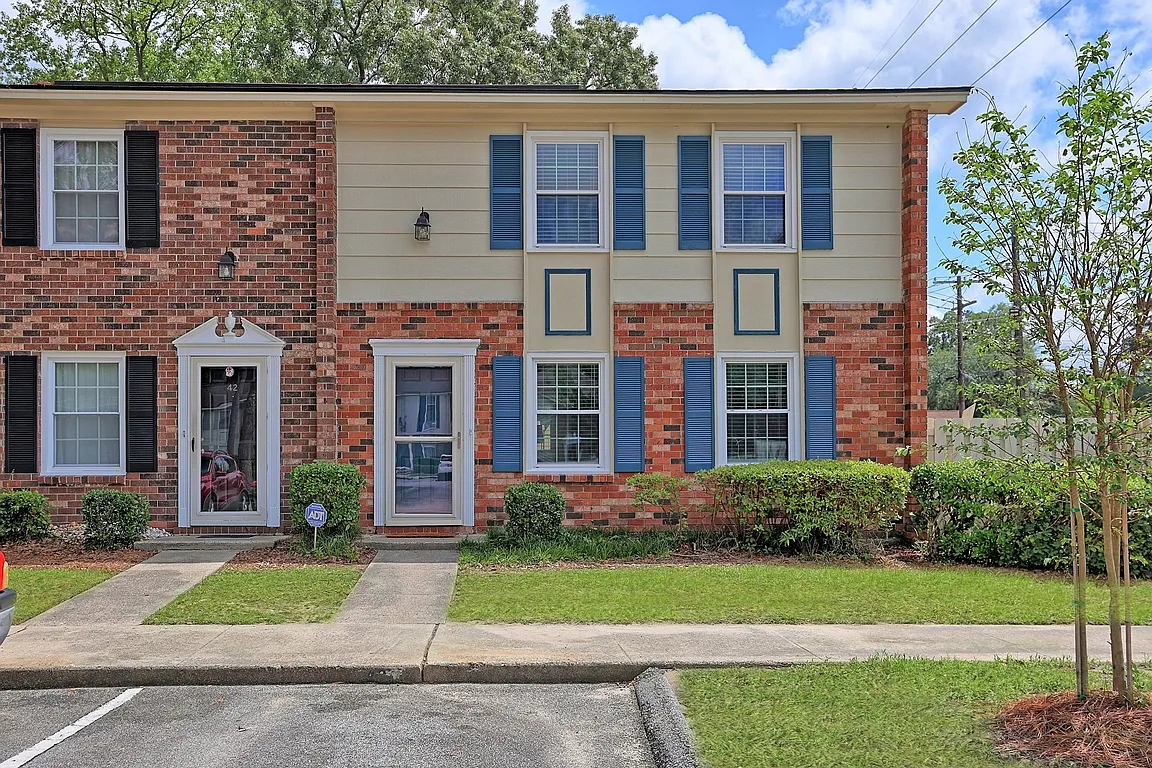 3 bed, 2.5 bath, 1536 sqft, $2,800 — Photo 1