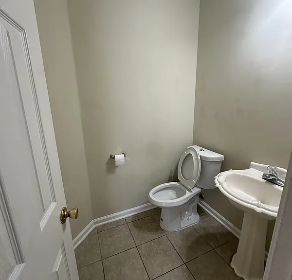 7733 Lipscomb Dr — Photo 4