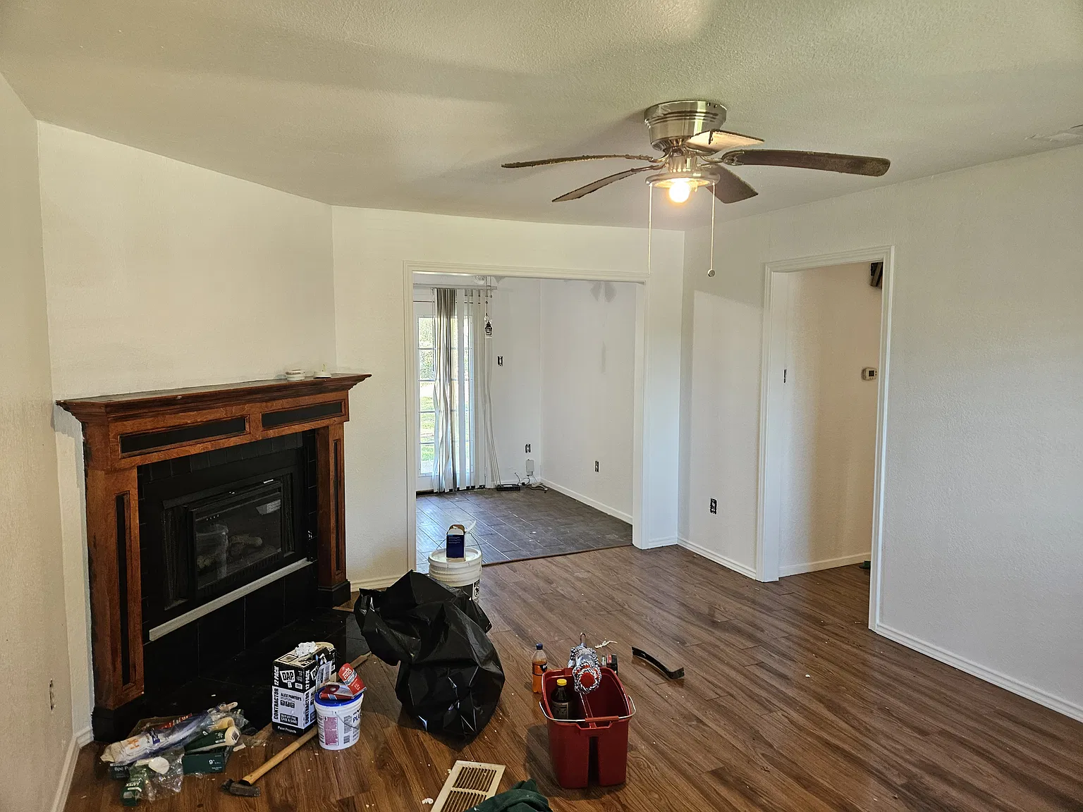 3 bed, 1220 sqft, $1,875 — Photo 3