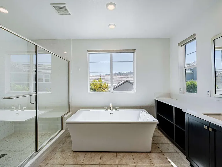 32465 Combine Dr — Photo 32