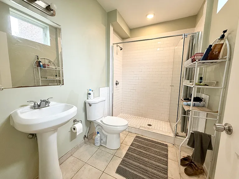 299 Dudley St — Photo 10