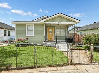 712 Avenue D, Westwego, LA 70094