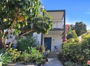 6330 Primrose Ave, Los Angeles, CA 90068