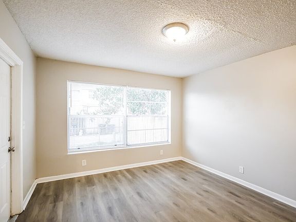 5th image of 1201 Silverado Dr