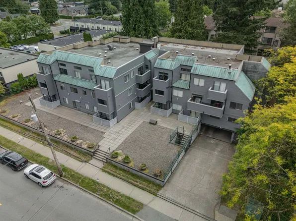 1948 Coquitlam Ave #304, Pt Coquitlam, BC V3B 1J3