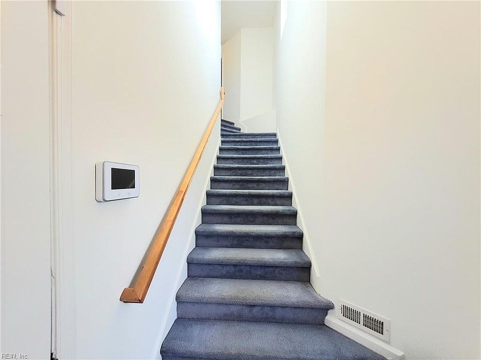 4004 Gunston Dr, Suffolk, VA 23434 Zillow