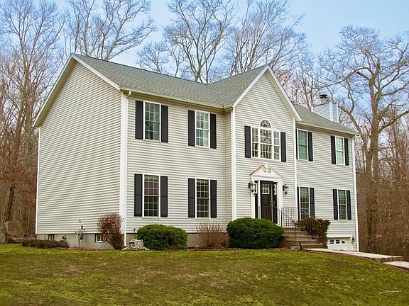 3rd image of 319 Main Rd