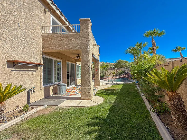 3025 Scenic Valley Way — Photo 21