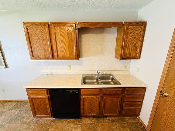 4th image of 1432 N Prospect Avenue #A & B