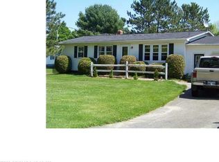 155 Foxcroft Rd, Houlton, ME 04730