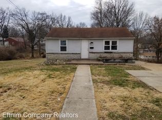 8916 Higginson Dr, Saint Louis, MO