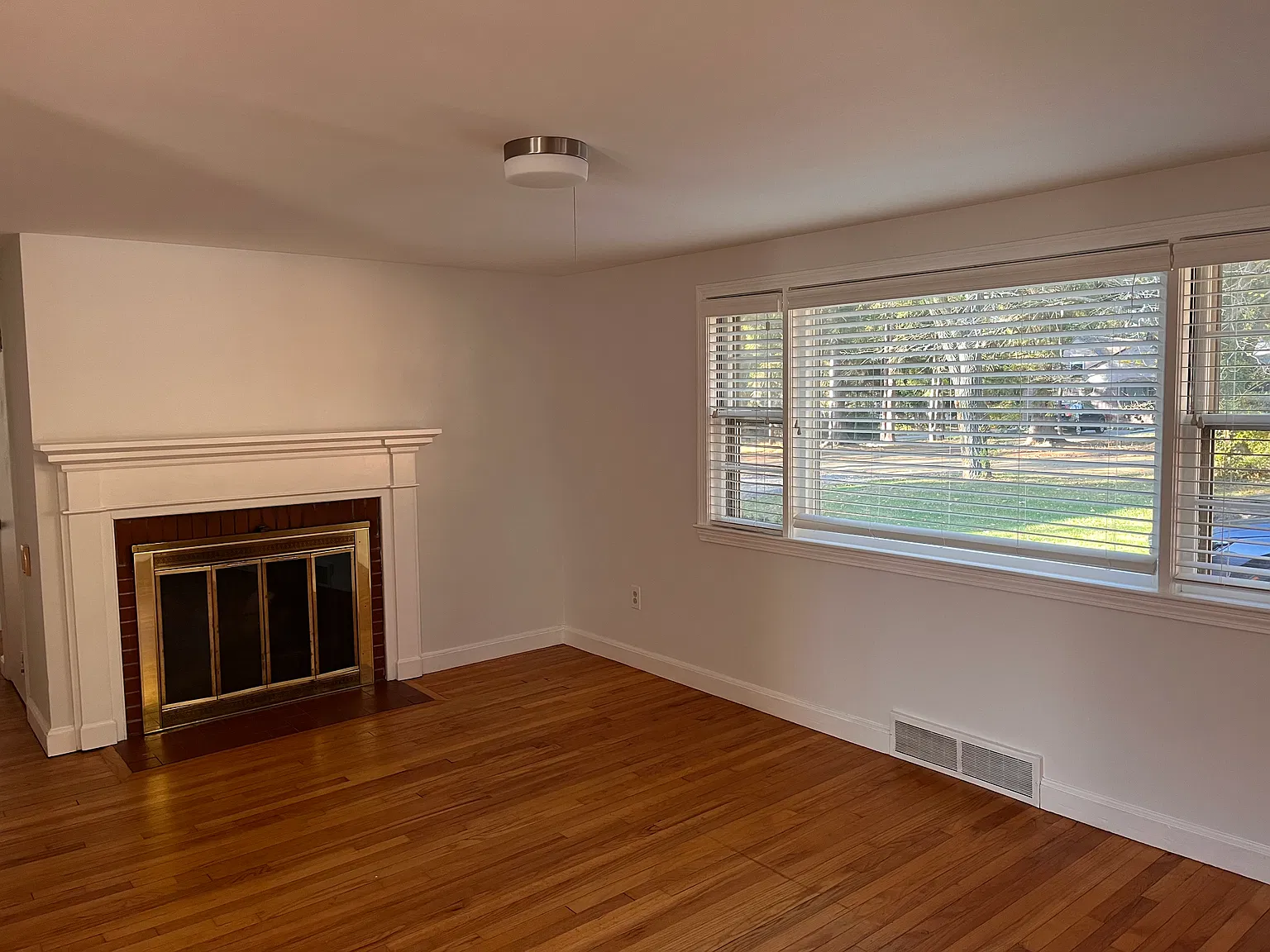 3 bed, 1534 sqft, $2,500 — Photo 2