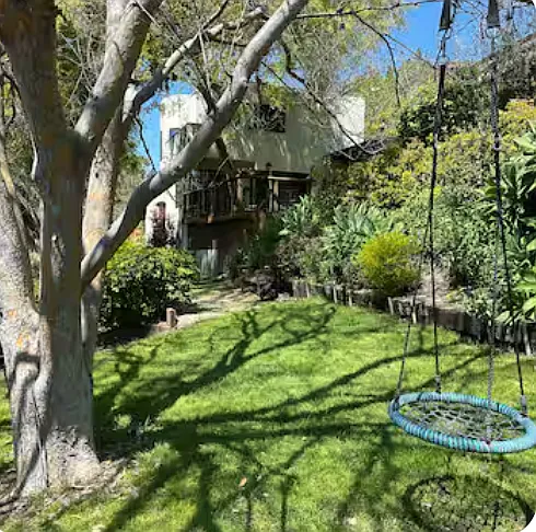 4067 Glenalbyn Dr — Photo 6
