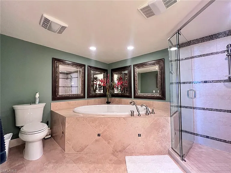 5601 Turtle Bay Dr #602 — Photo 15