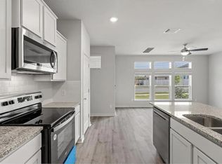 605 W South St #381, Leander, TX 78641