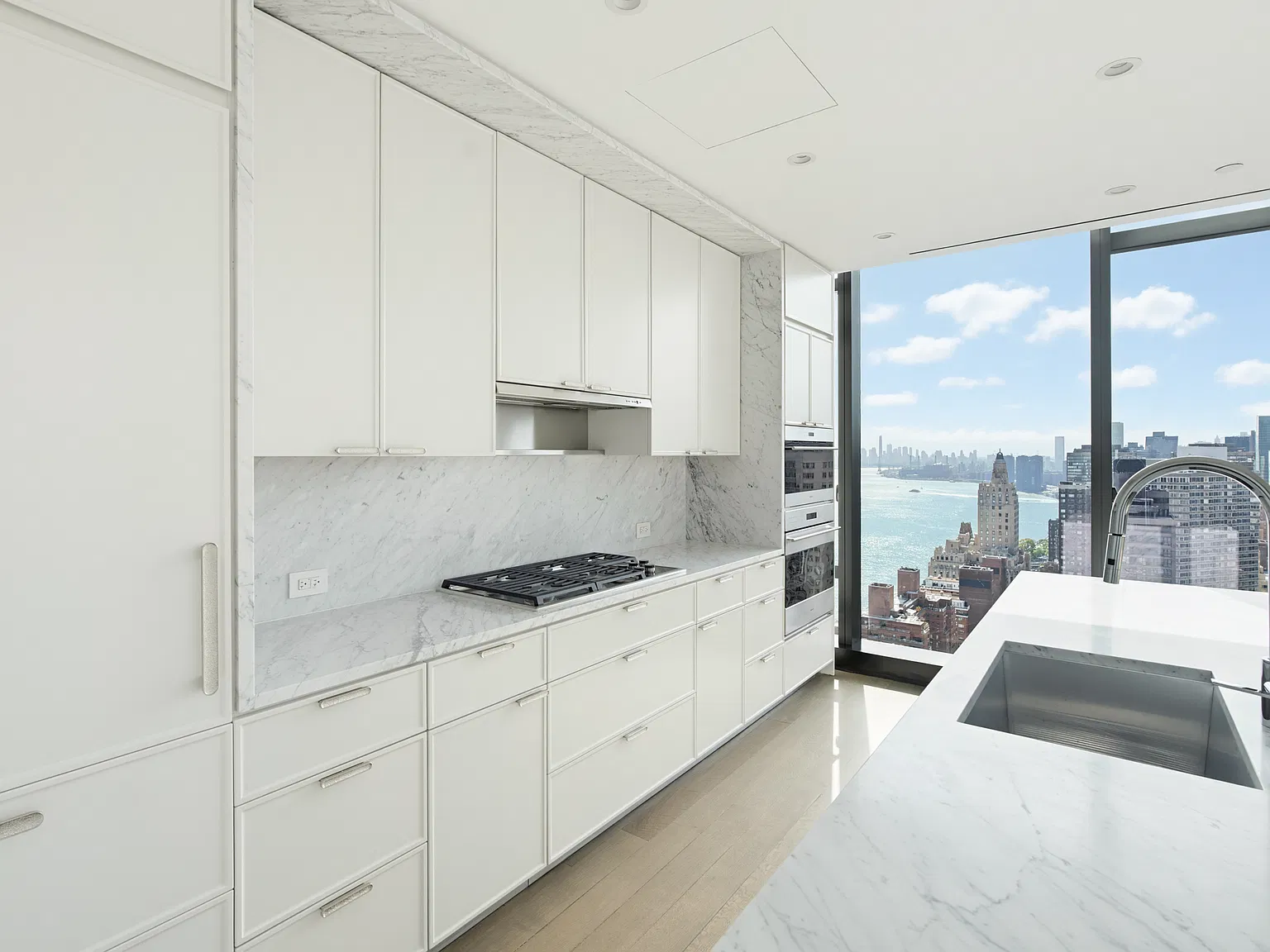 430 East 58th Street — Photo 1