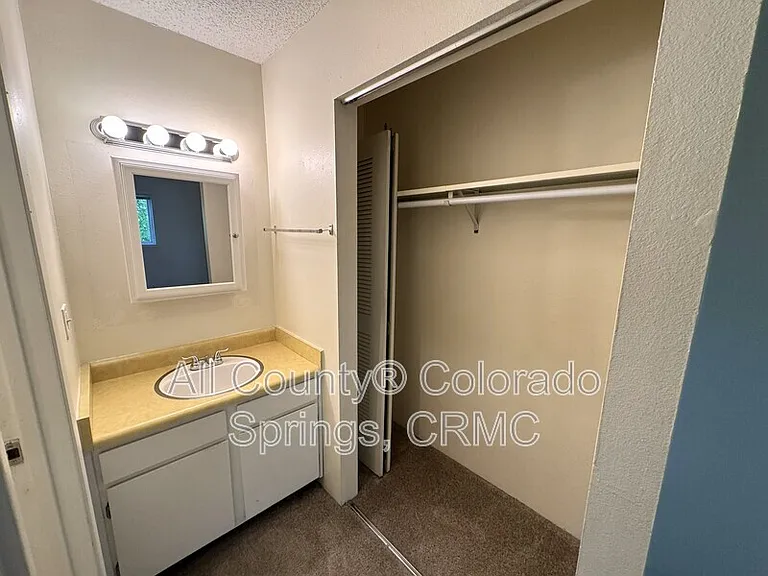5030 El Camino Dr #4 — Photo 9