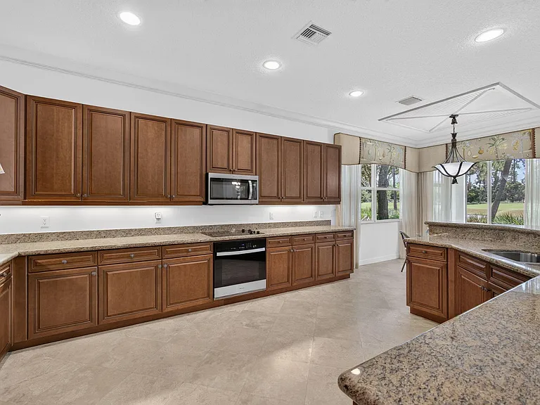 11558 Villa Vasari Dr — Photo 23