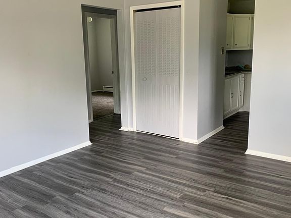4th image of 138 Mendel Ct #3