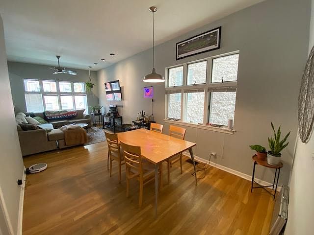 1st image of 3318 N Clifton Ave #1