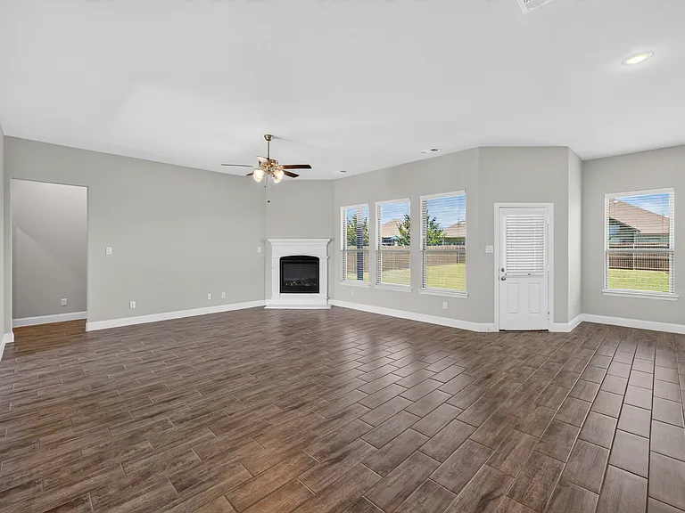 2819 Diamondback Dr — Photo 6