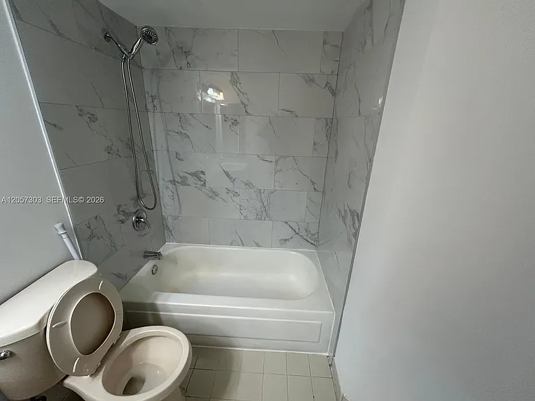 8851 Wiles Rd #208 — Photo 7