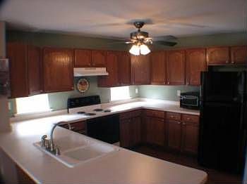 3rd image of 165 Marquis Dr
