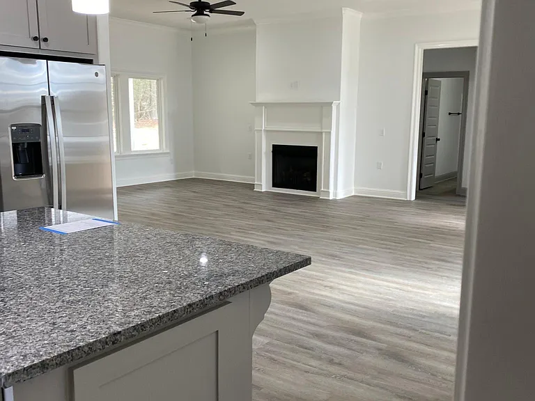 222 Oak Alley Dr — Photo 3