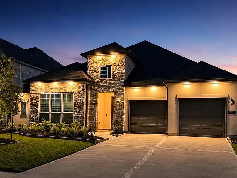 13715 Aventino Pointe Dr — Photo 5
