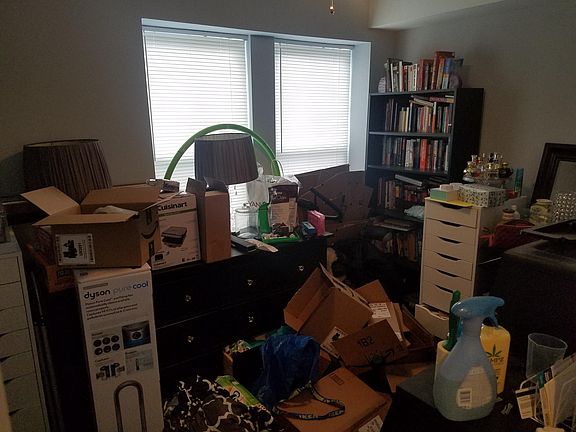 5th image of 1822 W Byron St APT 3C