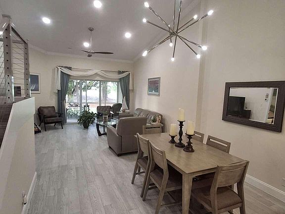 4th image of 2442 SW FOXPOINT Trail